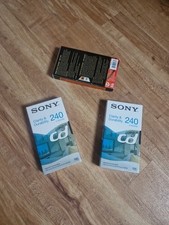 2 x Sony cd 4Hours Blank VHS