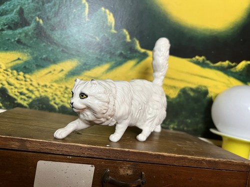 Royal doulton white persian - doulton,