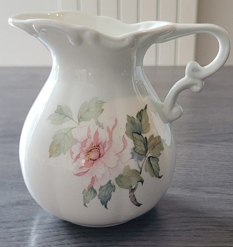 Vintage hadida fine bone - vintage,