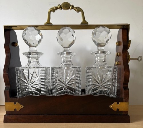 Decanter swing top tantalus - top,