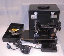 Vintage Singer Featherweight