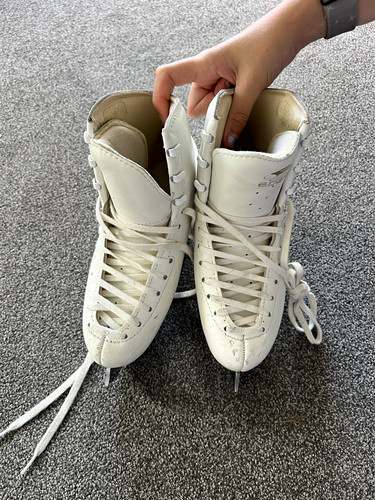 Edea overture figure skates - overture,