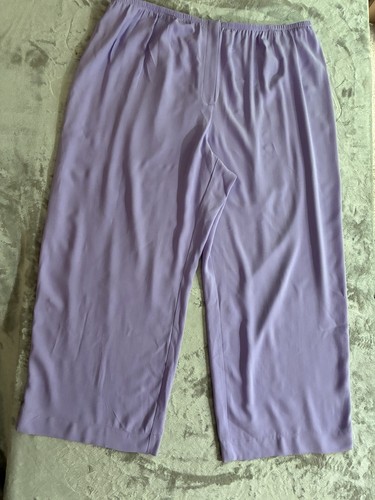 Eileen fisher woman - eileen,