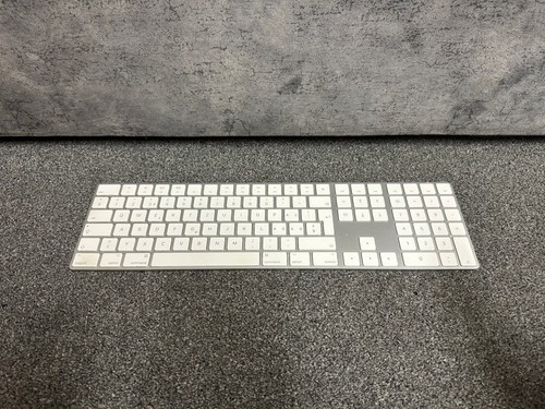 Apple magic keyboard with - keyboard,