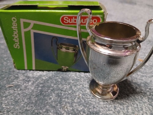 Subbuteo uefa champions - uefa,