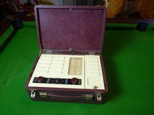 RARE VINTAGE 1950'S VIDOR 396A CASED PORTABLE VALVE RADIO - GOOD CONDITION