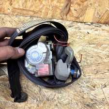 MITSUBISHI SHOGUN SEAT BELT