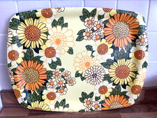 Vintage 1972 Thetford Flower
