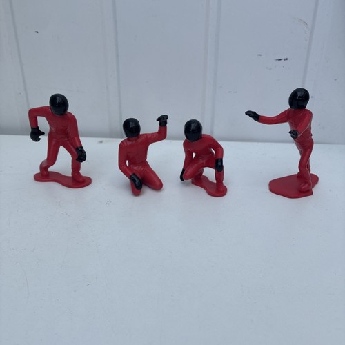 These are american diorama - these,