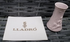 Miniature Lladro Spain Porcelain Vase 1983 + Certificate of Authenticity