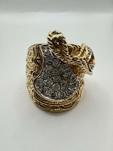 9ct large cubic - large,