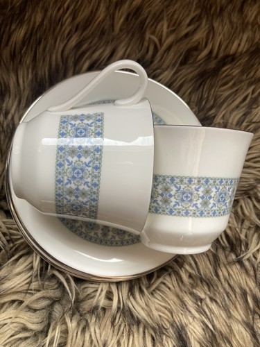 Vintage antique 1970s - antique, royal