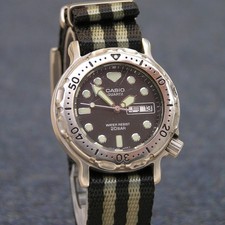 90s VINTAGE CASIO MARLIN