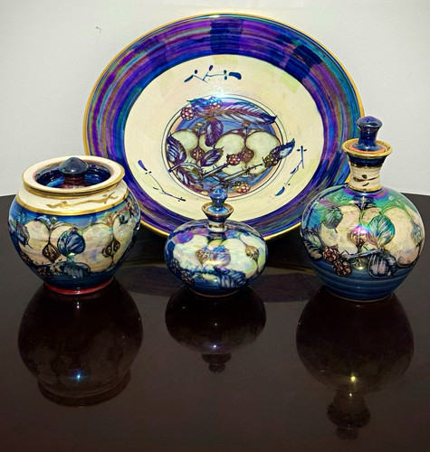 Lancaster pottery hand painted - lancaster, hand-painted