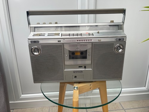 Panasonic vintage radio