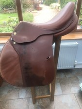 prestige jumping saddle