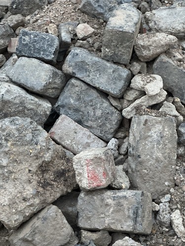Reclaimed mixed granite cobble - reclaimed,