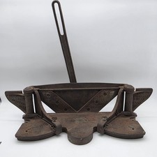 Antique Lion Miter Trimmer No