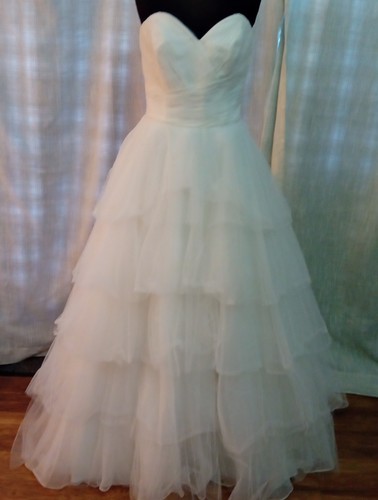 Wedding dress size - , ivory