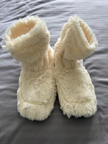 Winter heated fluffy white - heated,