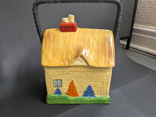 Carlton warehouse cottage ware