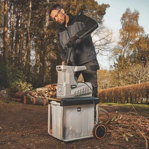 Wood chipper garden - garden, shredder
