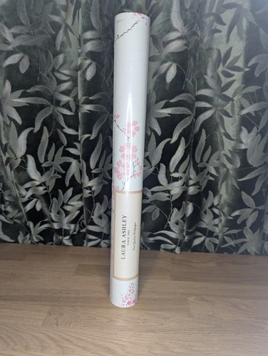 Laura ashley wallpaper - ashley,