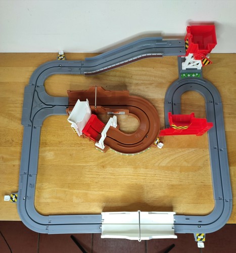 Tomy thomas the - -, tank