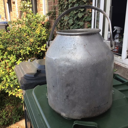 Vintage aluminium milk - aluminium,