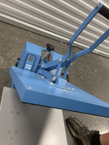 Professional 15x15 clamshell