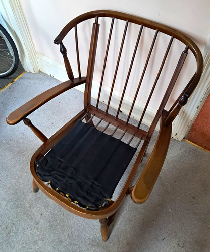 Ercol windsor style chair - ercol,
