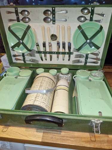Vintage brexton picnic set - vintage,