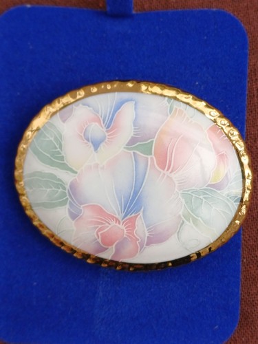 Aynsley vintage brooch - vintage,