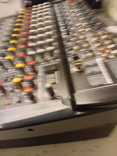 Mixer amp 1000 watts pulse