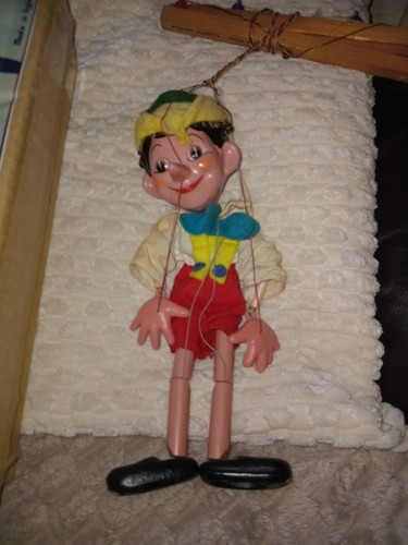 Pelham puppet pinnochio - pelham,
