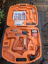 Paslode IM250. 2nd fix nail gun. Straight finish nailer. 16g brad nail gun.