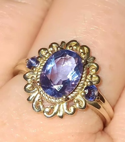 Colour change fluorite and - change,