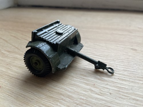 Dinky toys ammunition - ammunition, limber