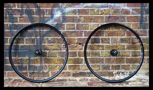 Handbuilt miche track black - track,