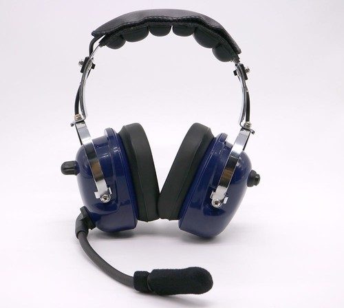 Noise cancelling pilot - pilot, headset