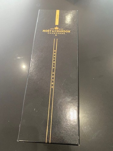 Moet chandon champagne 2000 - champagne,