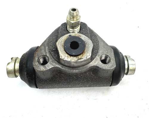 Lpr rear wheel brake cylinder - rear,