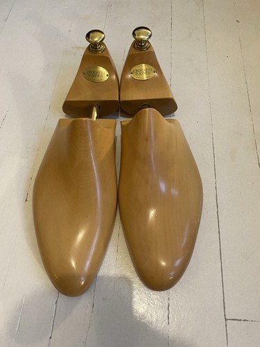Crockett jones shoes tree - &,