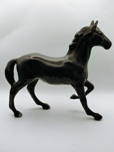 Vintage cast metal trotting - cast,