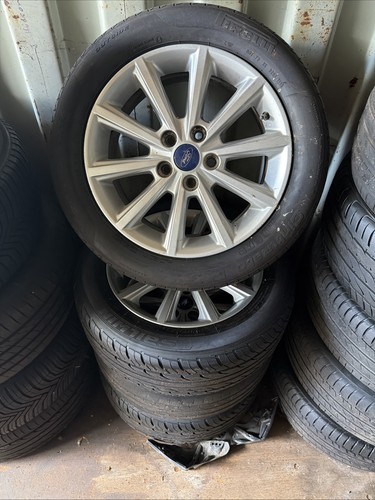 Ford foucs alloys - ford,
