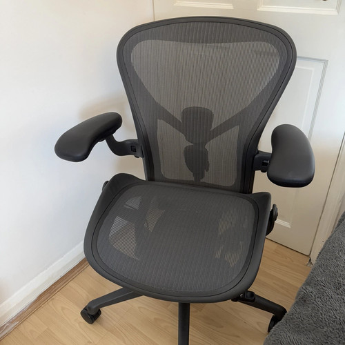 Herman miller aeron chair size - herman,