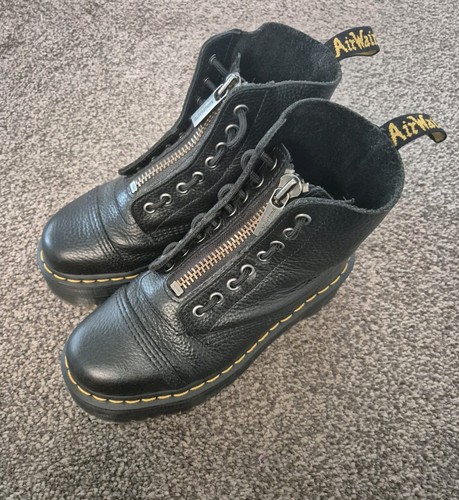 Sinclair doc martens - doc, size