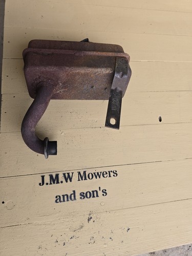 Briggs and stratton exhaust - briggs,