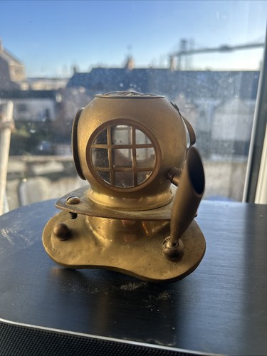 Brass diving helmet pen - brass,