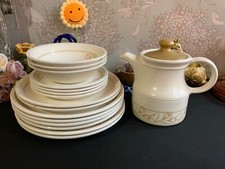 Biltons Coloroll Spring Bouquet Plates Tableware *MULTI*